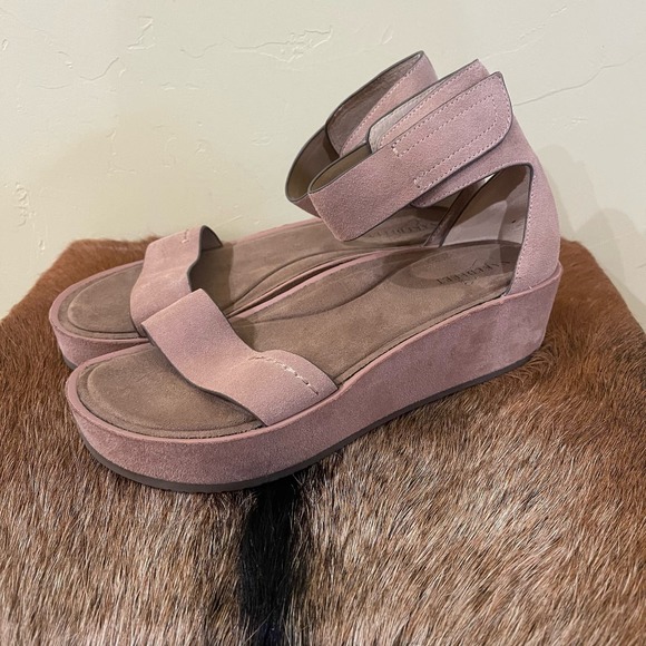 Naked Feet $128 NWOT Renzi Platform Sandal - Women's Size 9.5M Blush - Picture 1 of 7